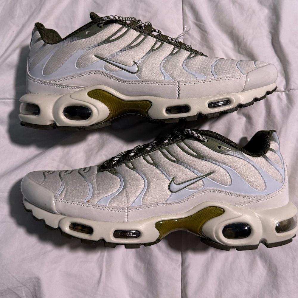 Nike White and Olive Athletic Shoes